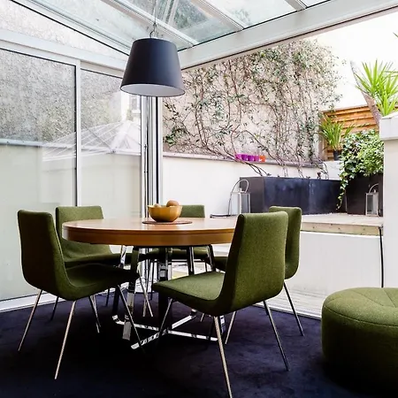Boulevard Saint-germain Townhouse By Onefinestay * Paris